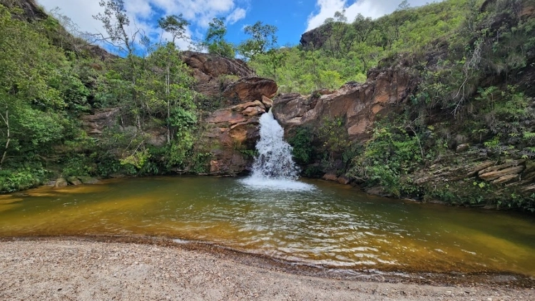 Lavras Novas: Cachoeira do Falc&atilde;o e Centro Hist&oacute;rico